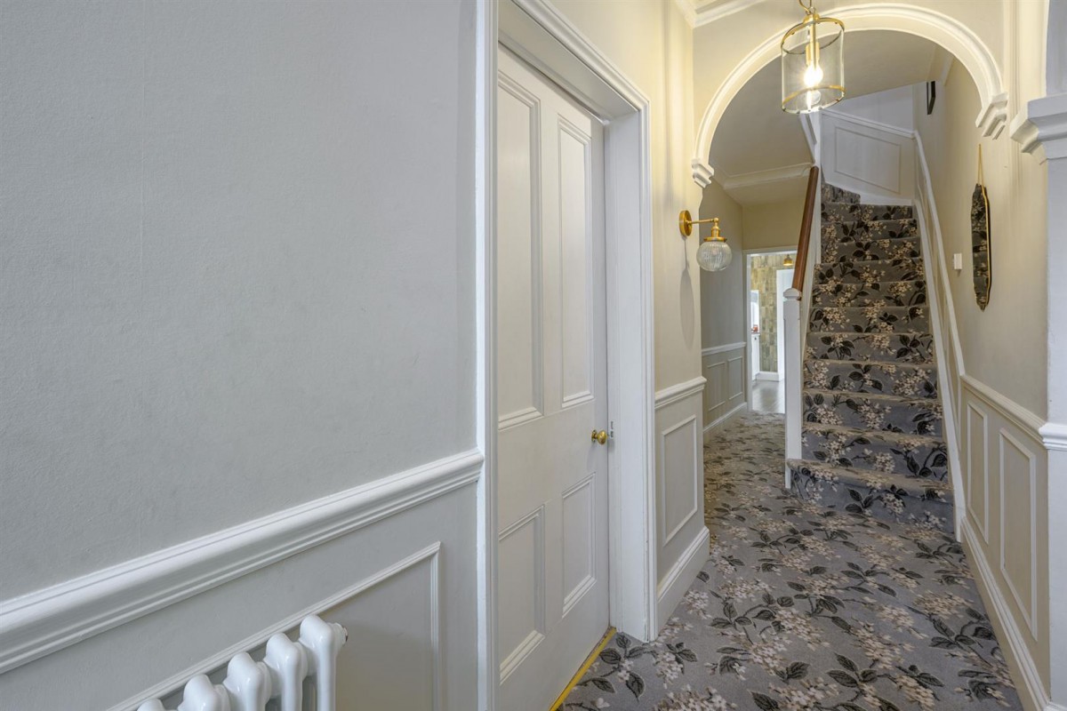 Corser Street, Oldswinford, Stourbridge, DY8 2DE