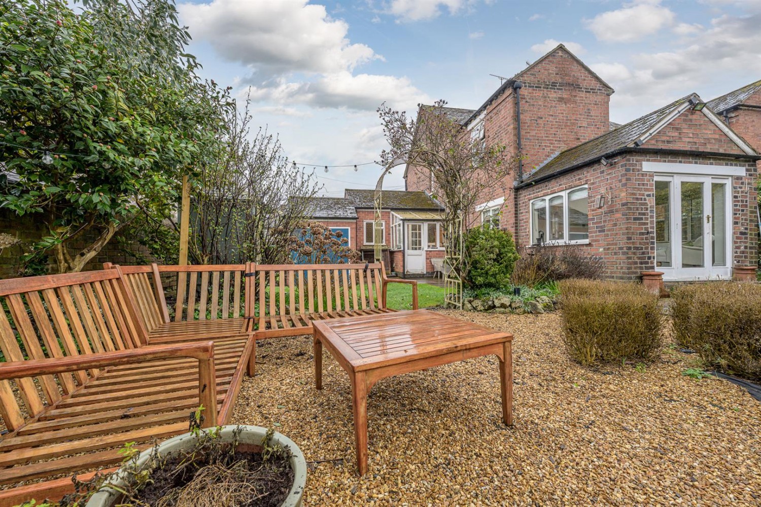 Corser Street, Oldswinford, Stourbridge, DY8 2DE