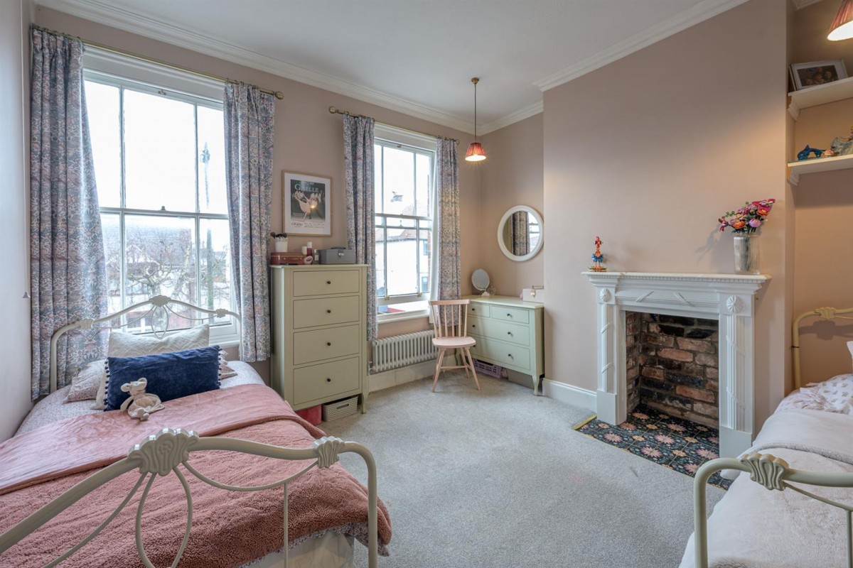 Corser Street, Oldswinford, Stourbridge, DY8 2DE