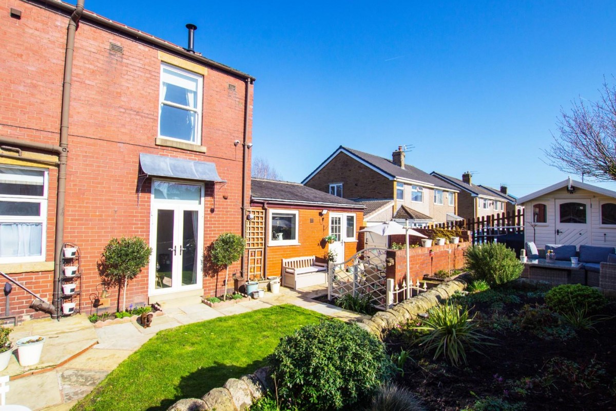 'East Bank Villa' Feniscowles