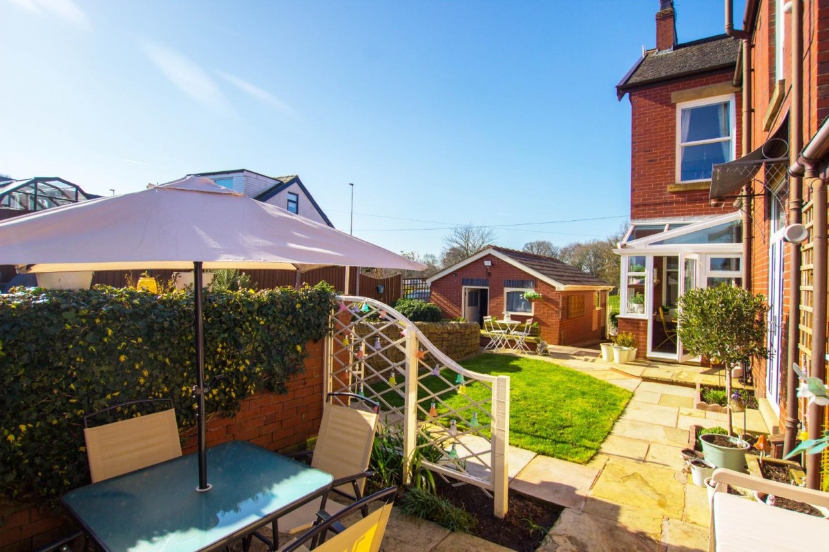 'East Bank Villa' Feniscowles