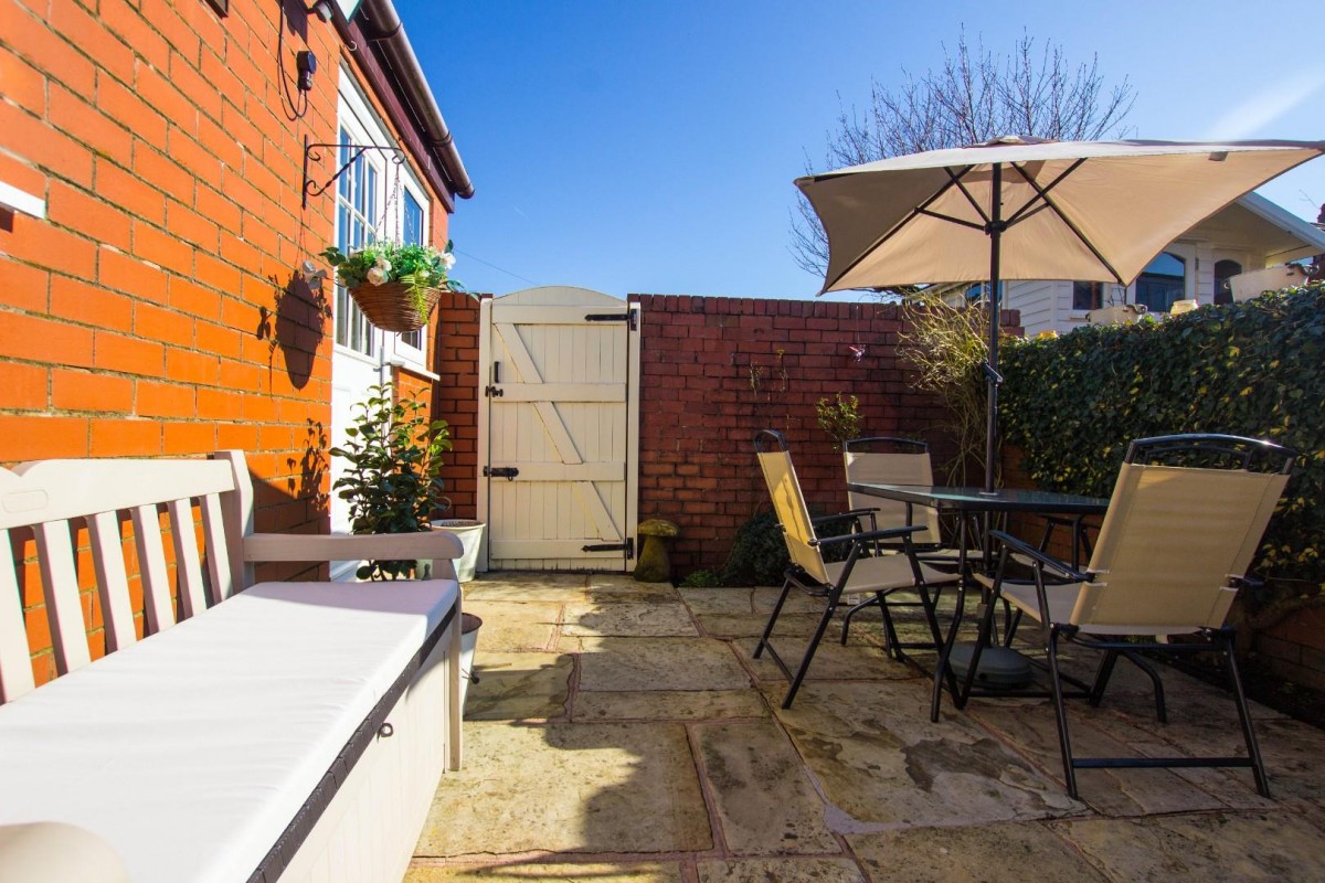 'East Bank Villa' Feniscowles