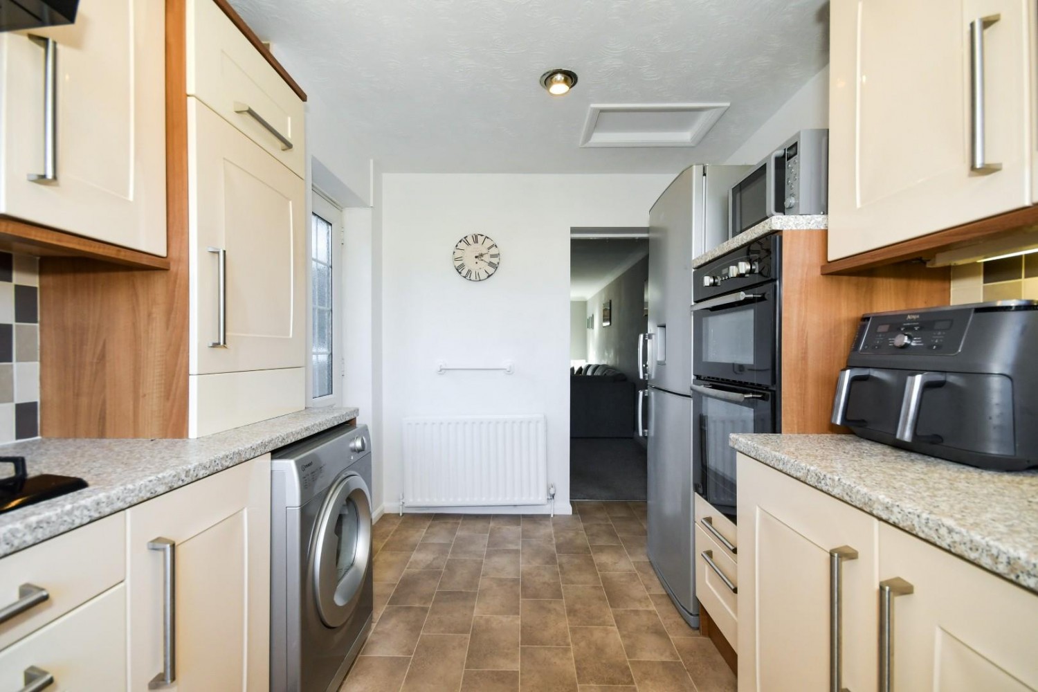 3 bedroom House for sale in Lime Grove, Chapeltown, Sheffield
