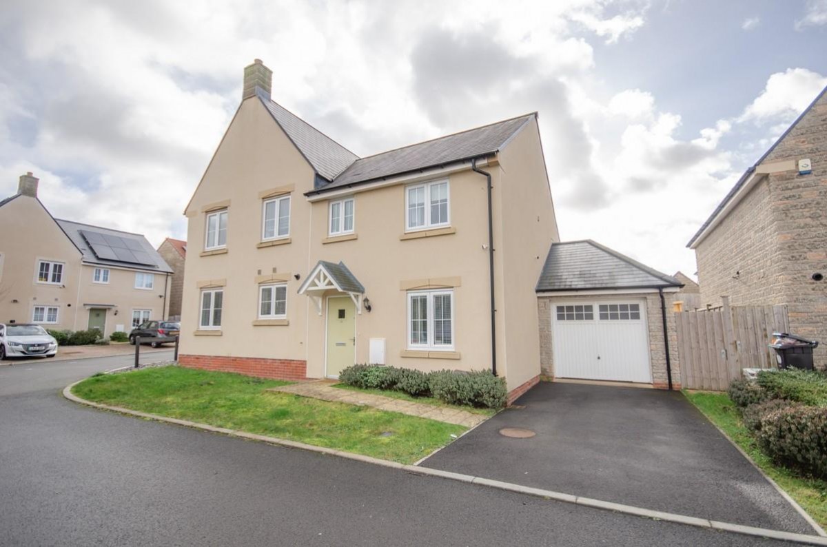 Cottongrass Road, Lyde Green, Bristol, BS16 7NY