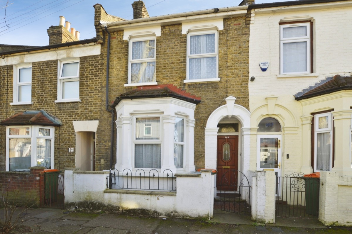 Oakfield Road, London