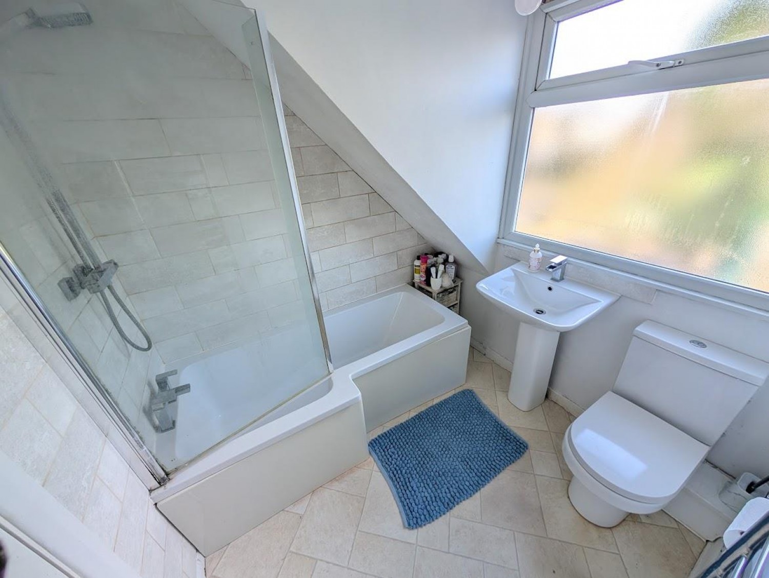 Gillingstool, Thornbury