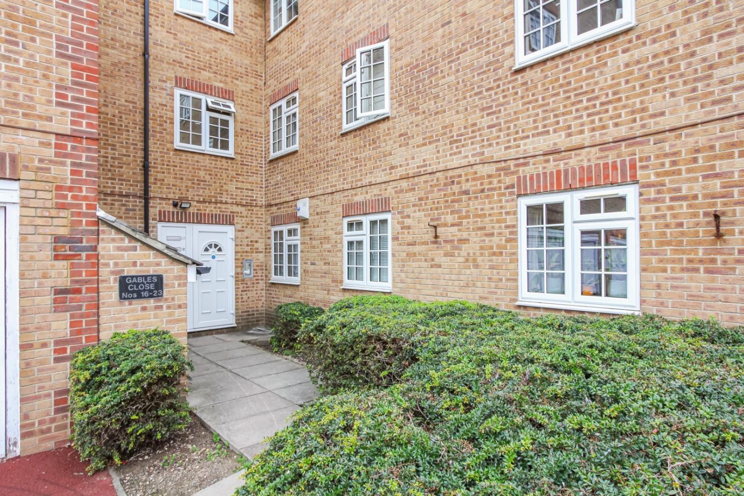 Gables Close, London, SE5