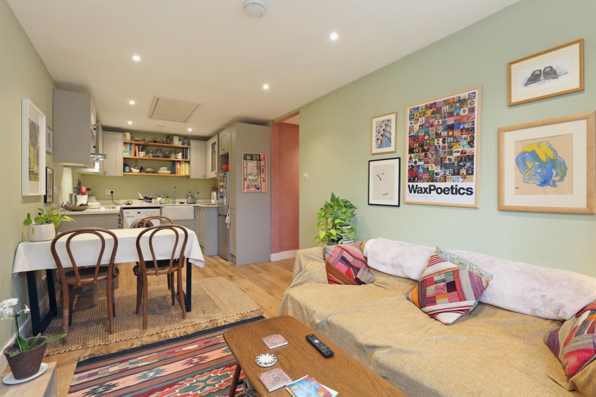 Gables Close, London, SE5