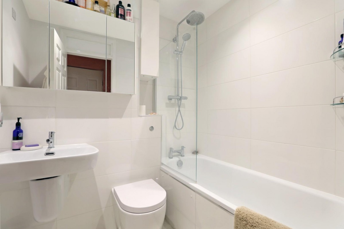 Gables Close, London, SE5