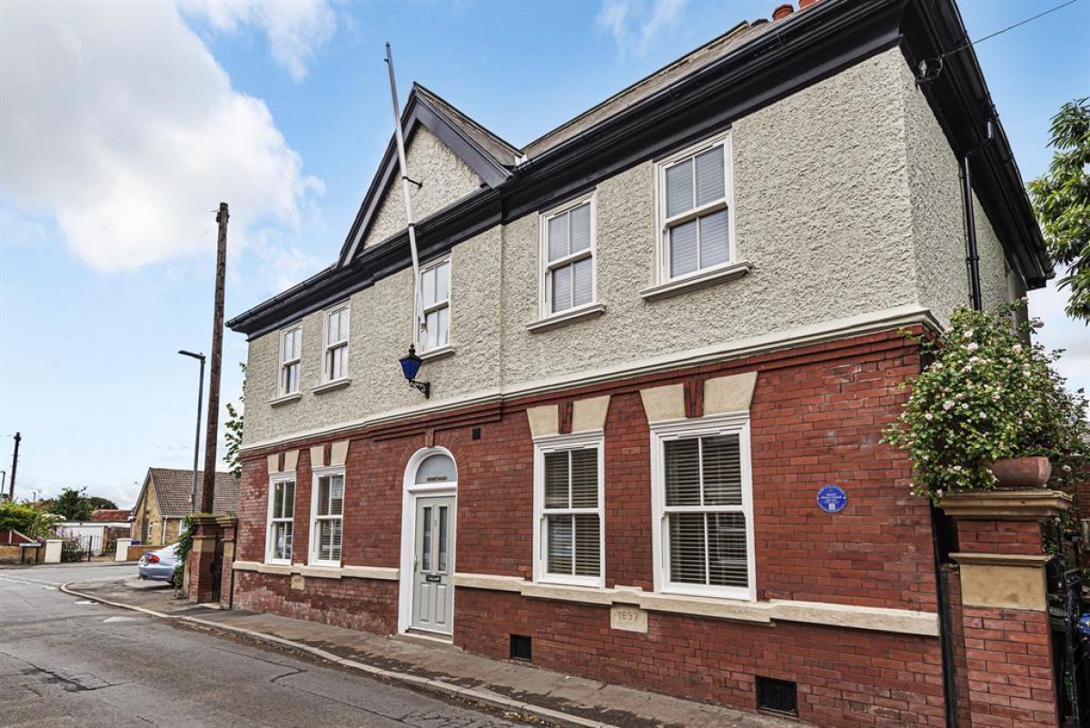 Apartment 1, The Old Police House, 2 Court Road, Snaith, DN14 9JL