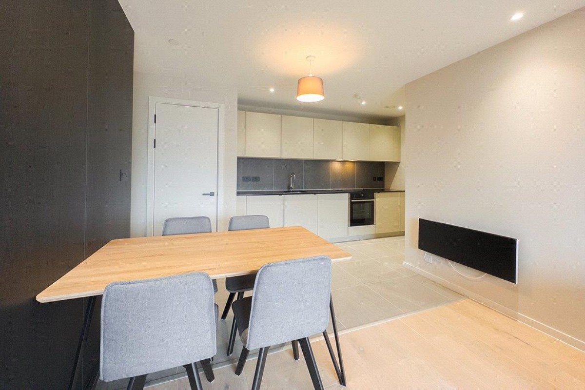 Spinners Way, Manchester