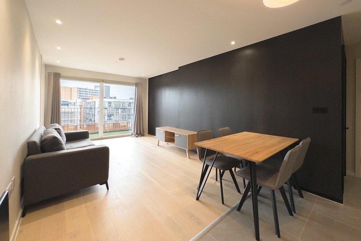 Spinners Way, Manchester