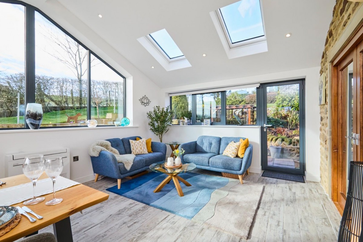 Brown Springs Lane, Oakworth, Keighley