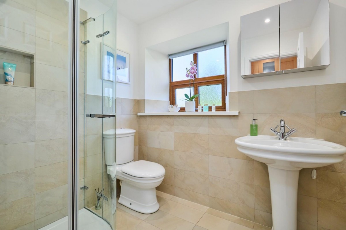 Brown Springs Lane, Oakworth, Keighley