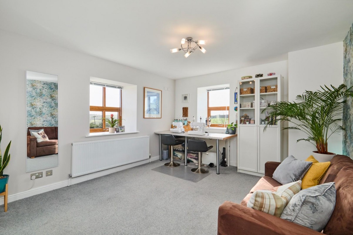 Brown Springs Lane, Oakworth, Keighley