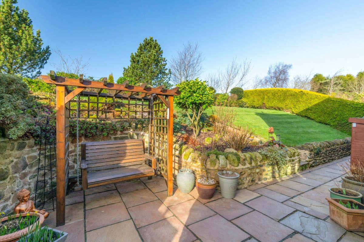 Brown Springs Lane, Oakworth, Keighley