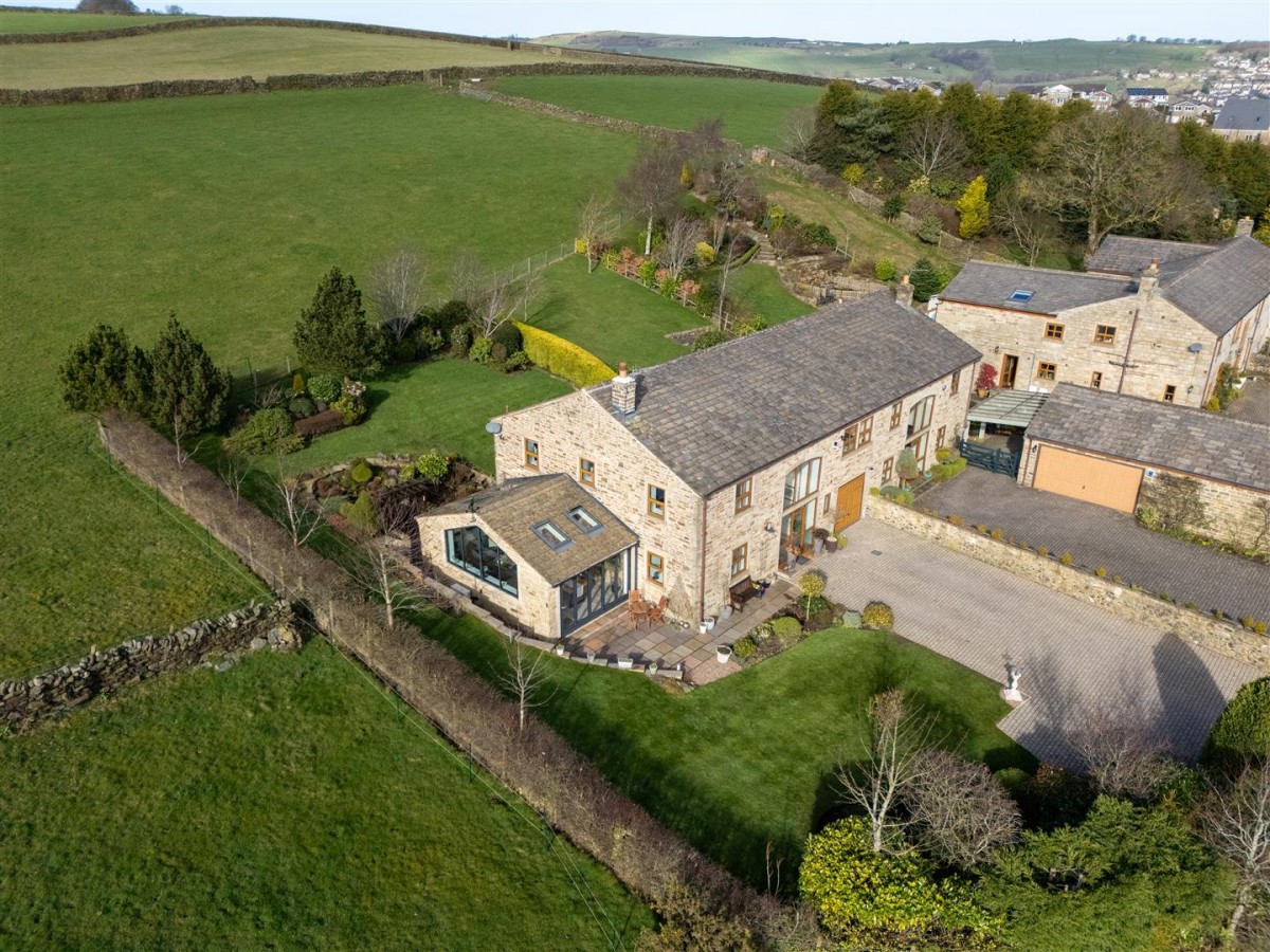 Brown Springs Lane, Oakworth, Keighley