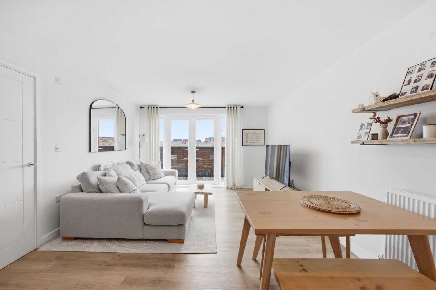 2 bedroom Flat for sale in Hawkfield Road, Bristol