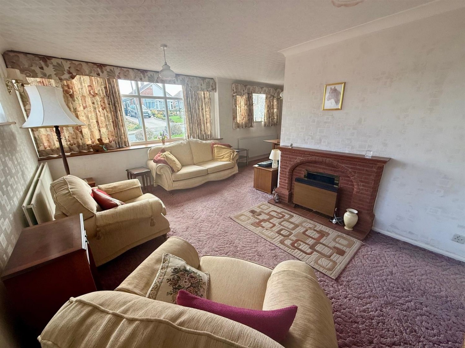 Ranleigh Avenue, Kingswinford, DY6 8PY