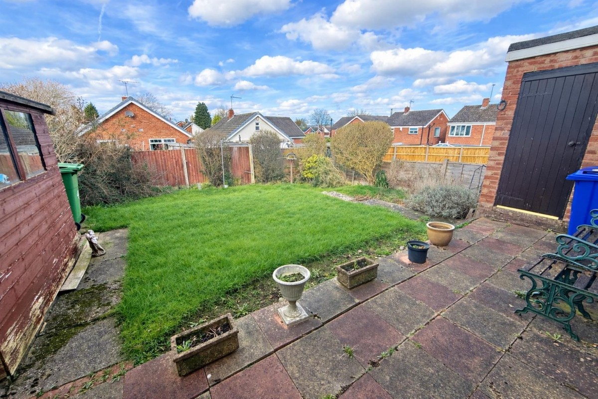 Ranleigh Avenue, Kingswinford, DY6 8PY