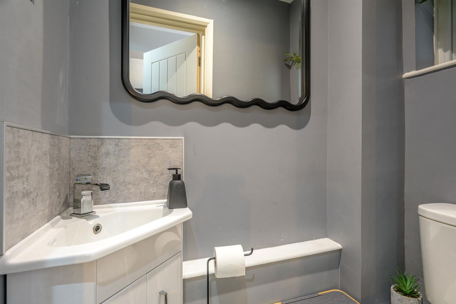 Bromley, Brierley Hill, DY5 4PJ