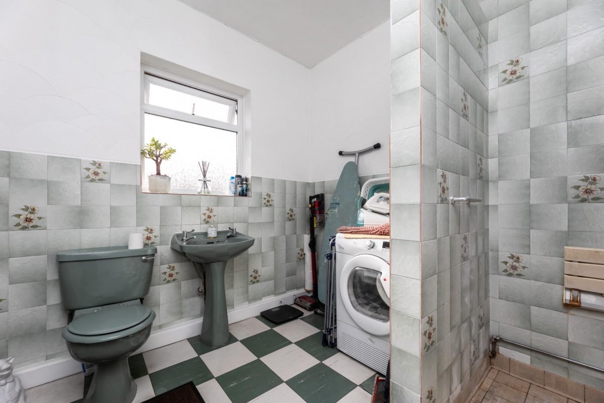 Womersley Road, Knottingley