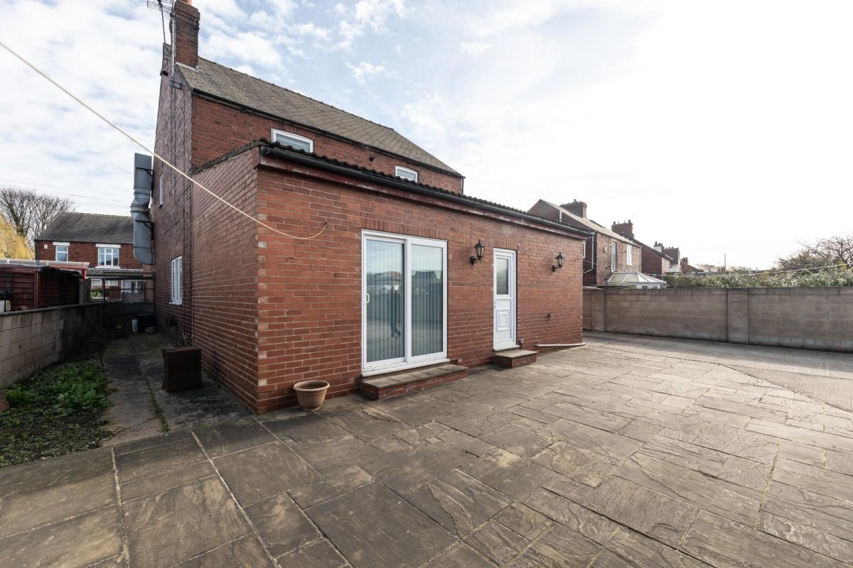 Womersley Road, Knottingley