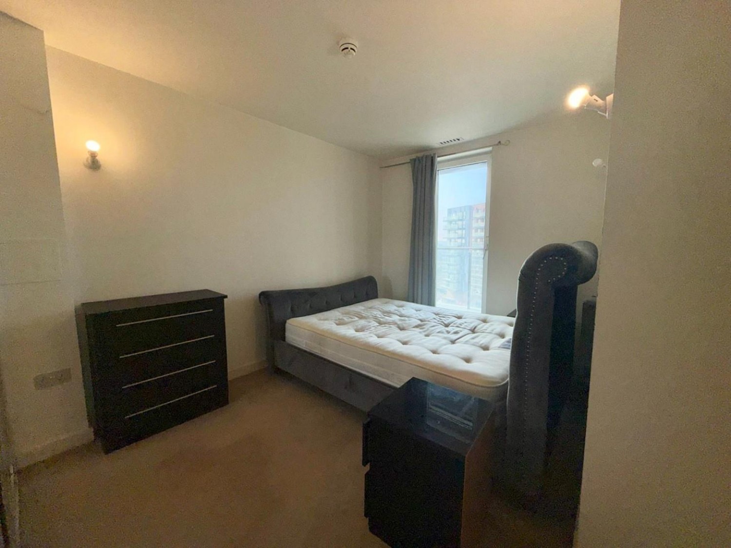 Vantage Building, Station Approach, Hayes