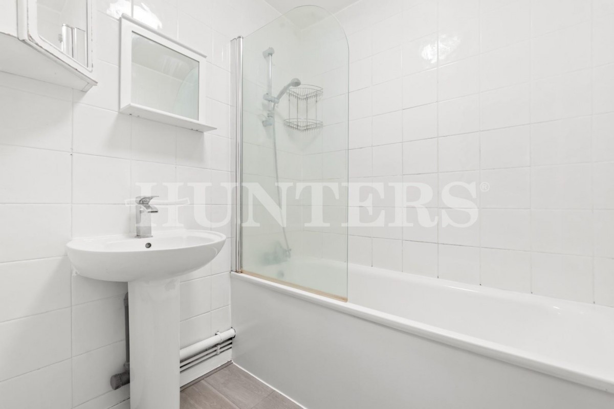 Spondon Road, London, N15