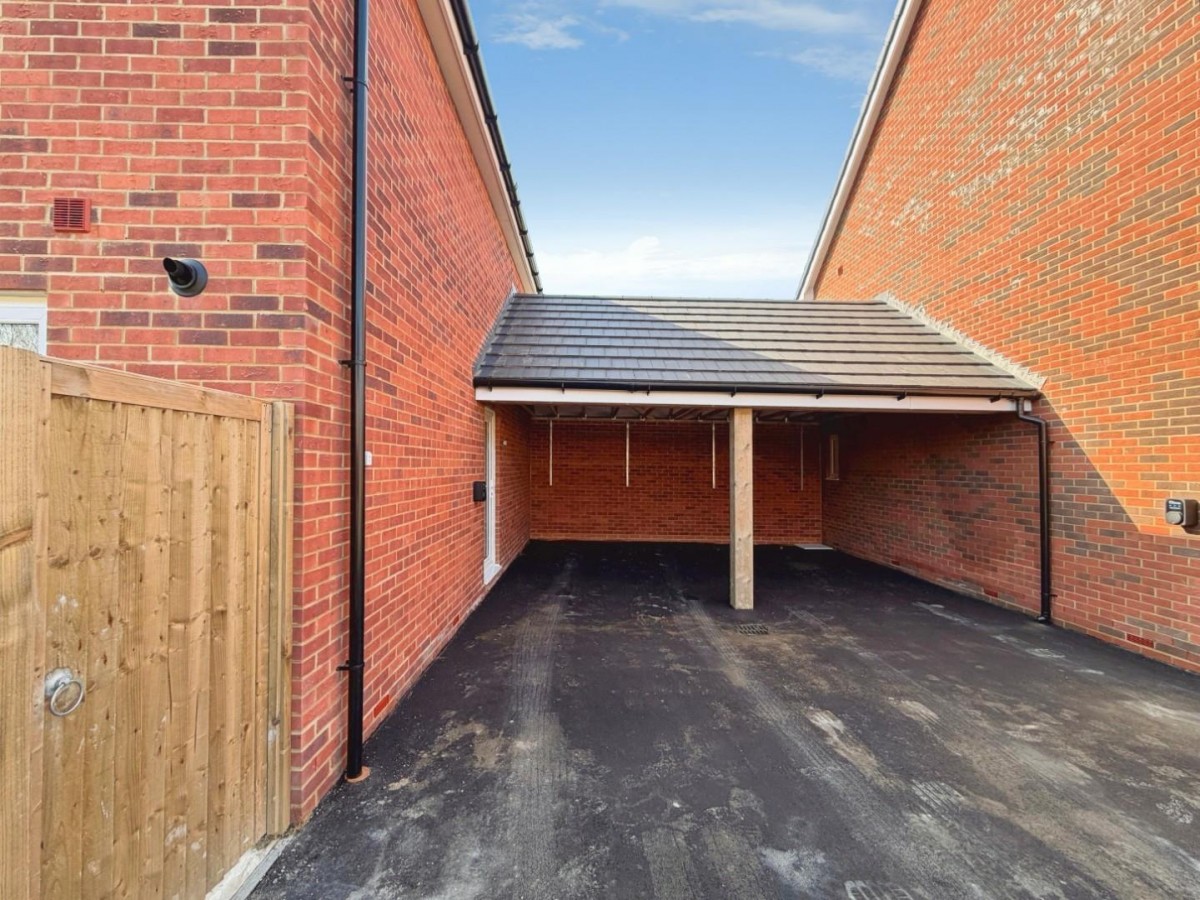 Martello Lakes, Hythe