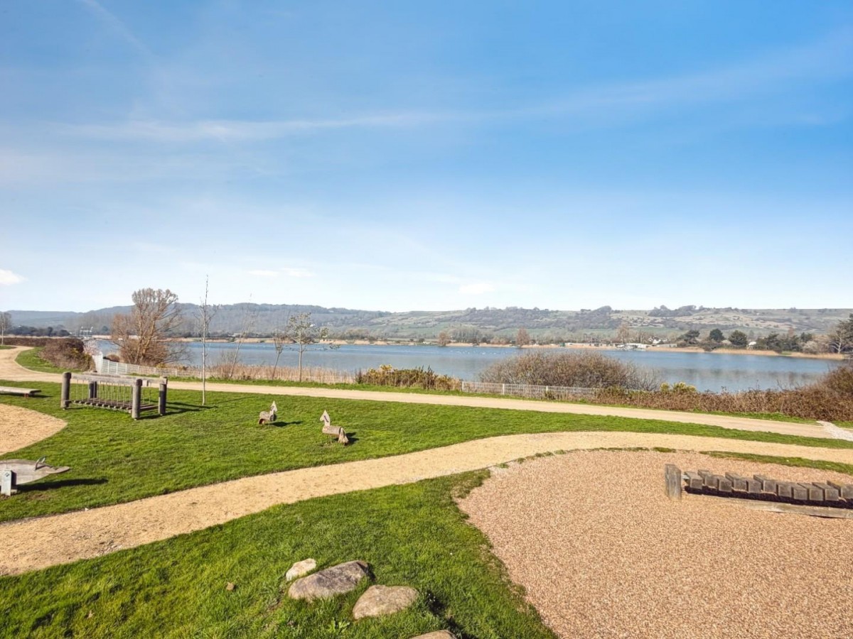 Martello Lakes, Hythe