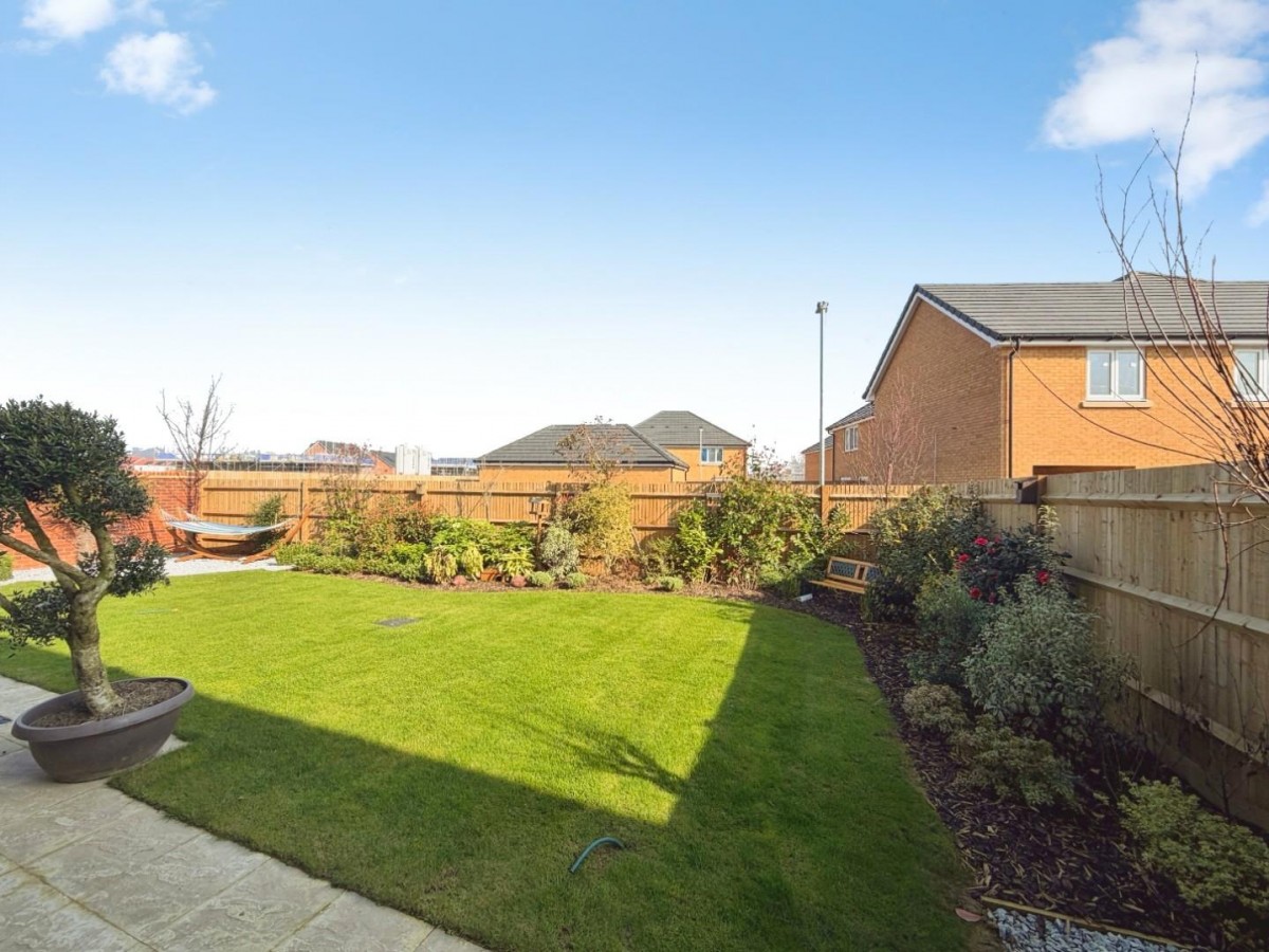 Martello Lakes, Hythe