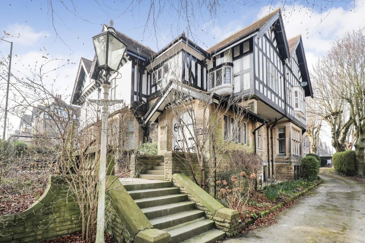 Springfield Avenue, Harrogate, HG1 2HR