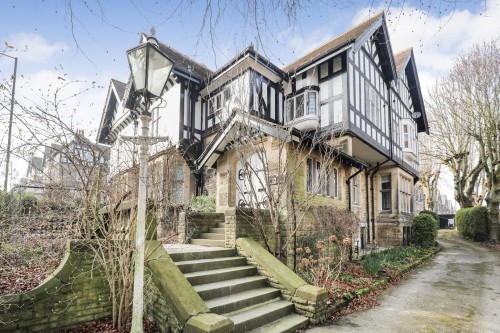 Springfield Avenue, Harrogate, HG1 2HR