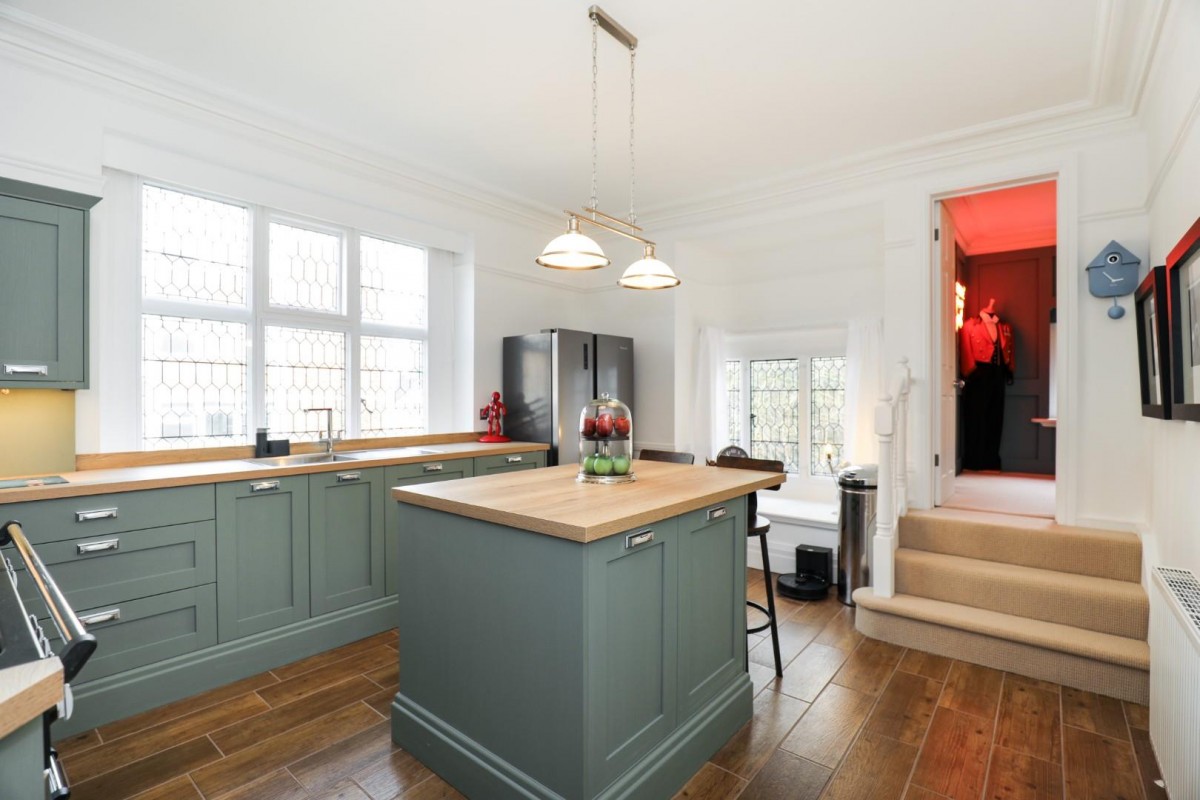 Springfield Avenue, Harrogate, HG1 2HR