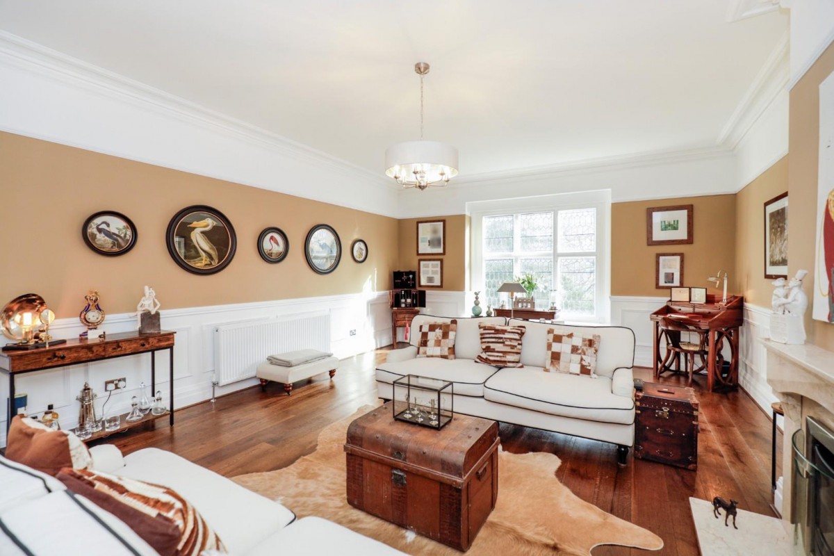 Springfield Avenue, Harrogate, HG1 2HR