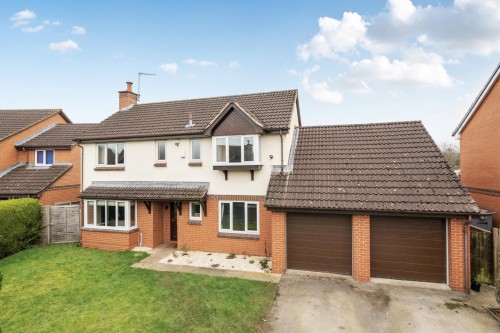 Bishopdale Drive, Collingham, Wetherby