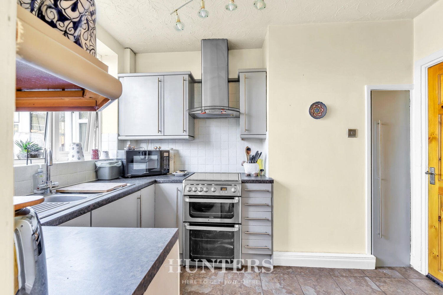 York Road West, Alkrington, Manchester, M24