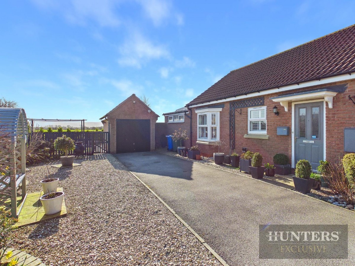 Fieldside Close, Cayton, Scarborough