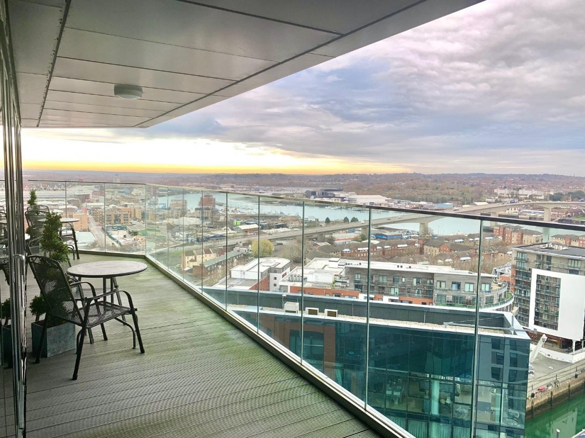 The Moresby, Southampton SO14