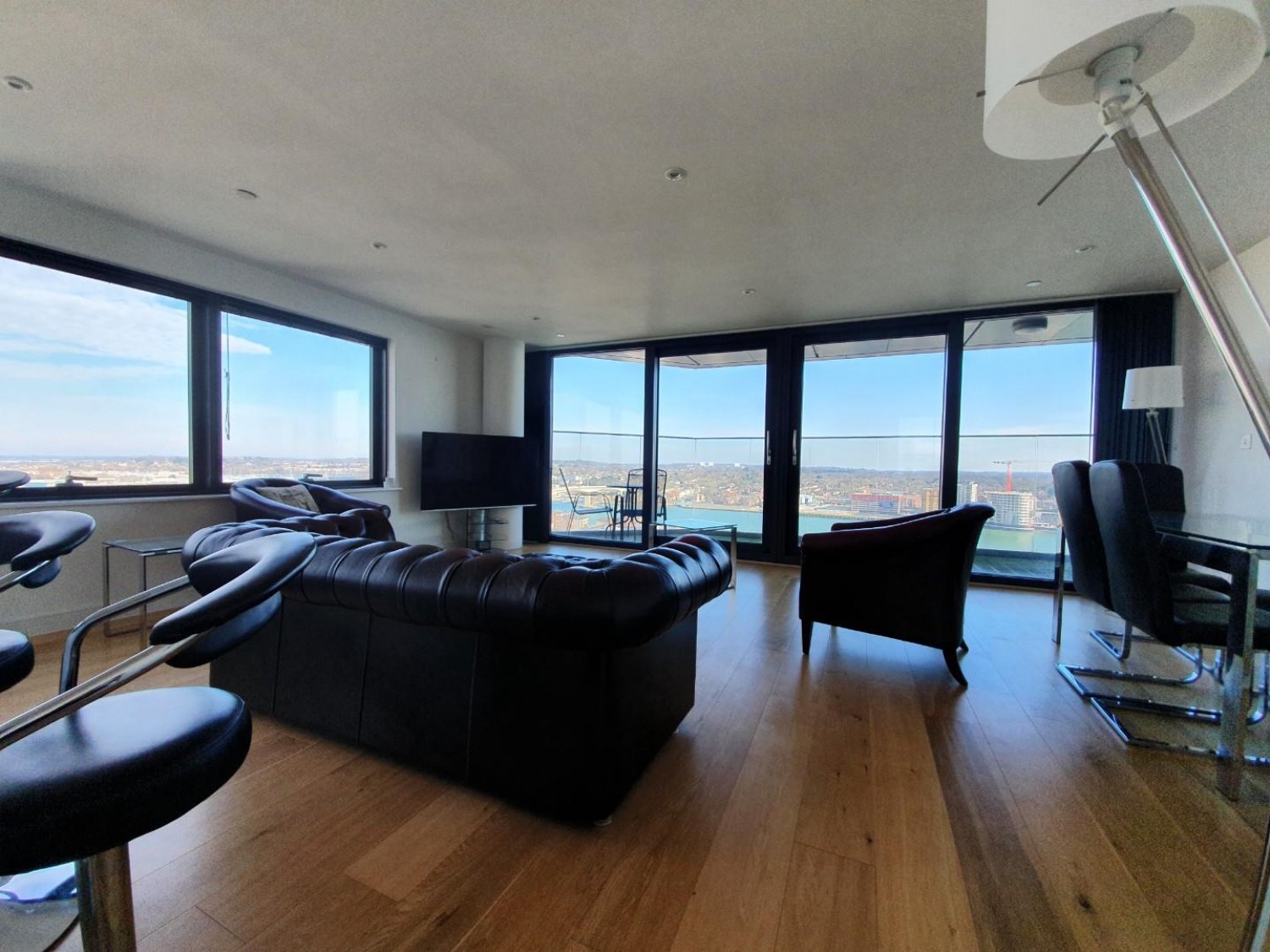 The Moresby, Southampton SO14