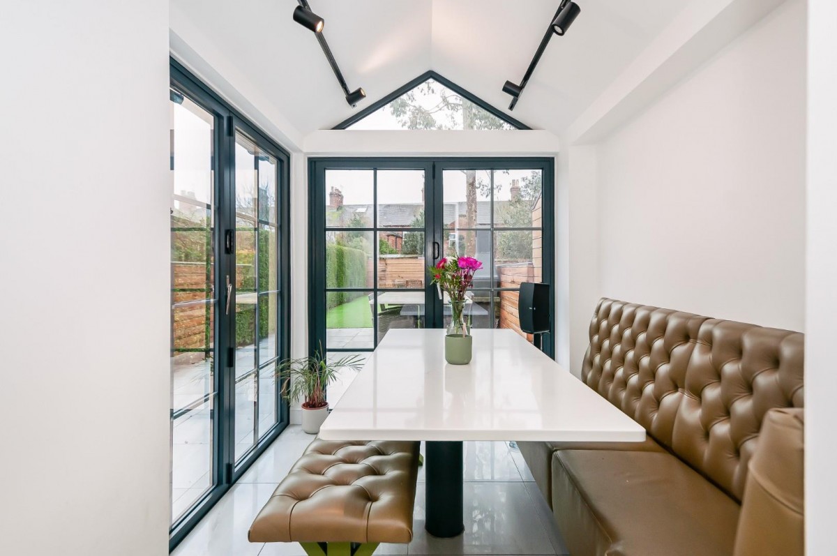 Grovehill Road, Beverley