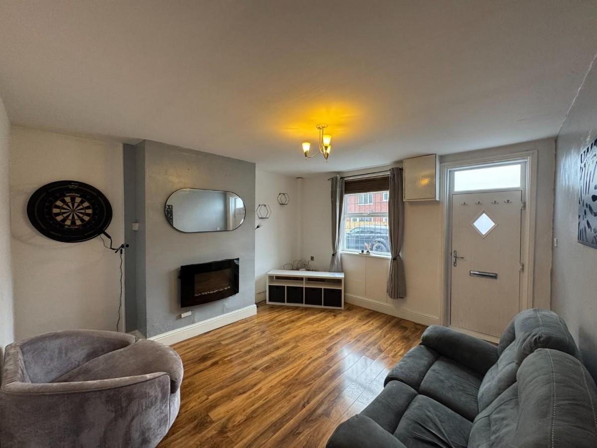 Ivy Street, Featherstone