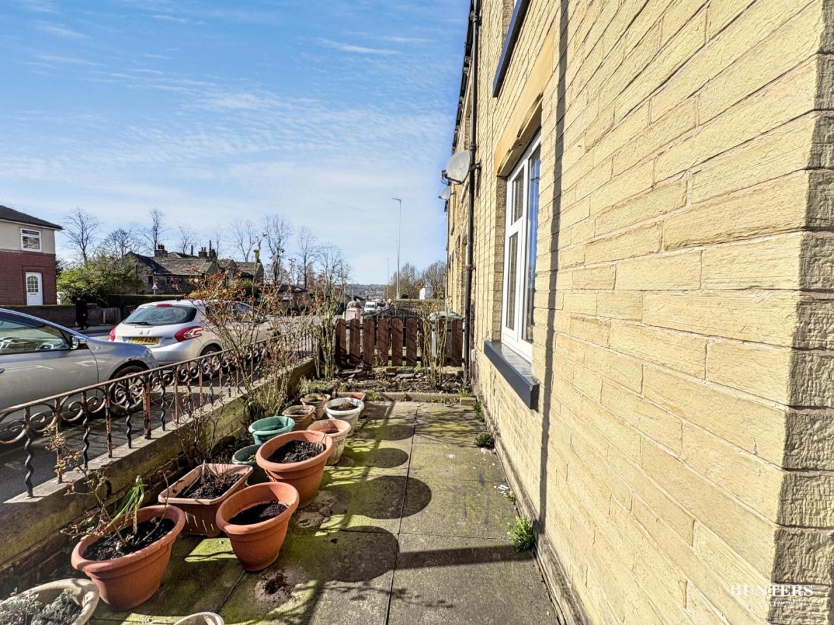 High Street, Heckmondwike