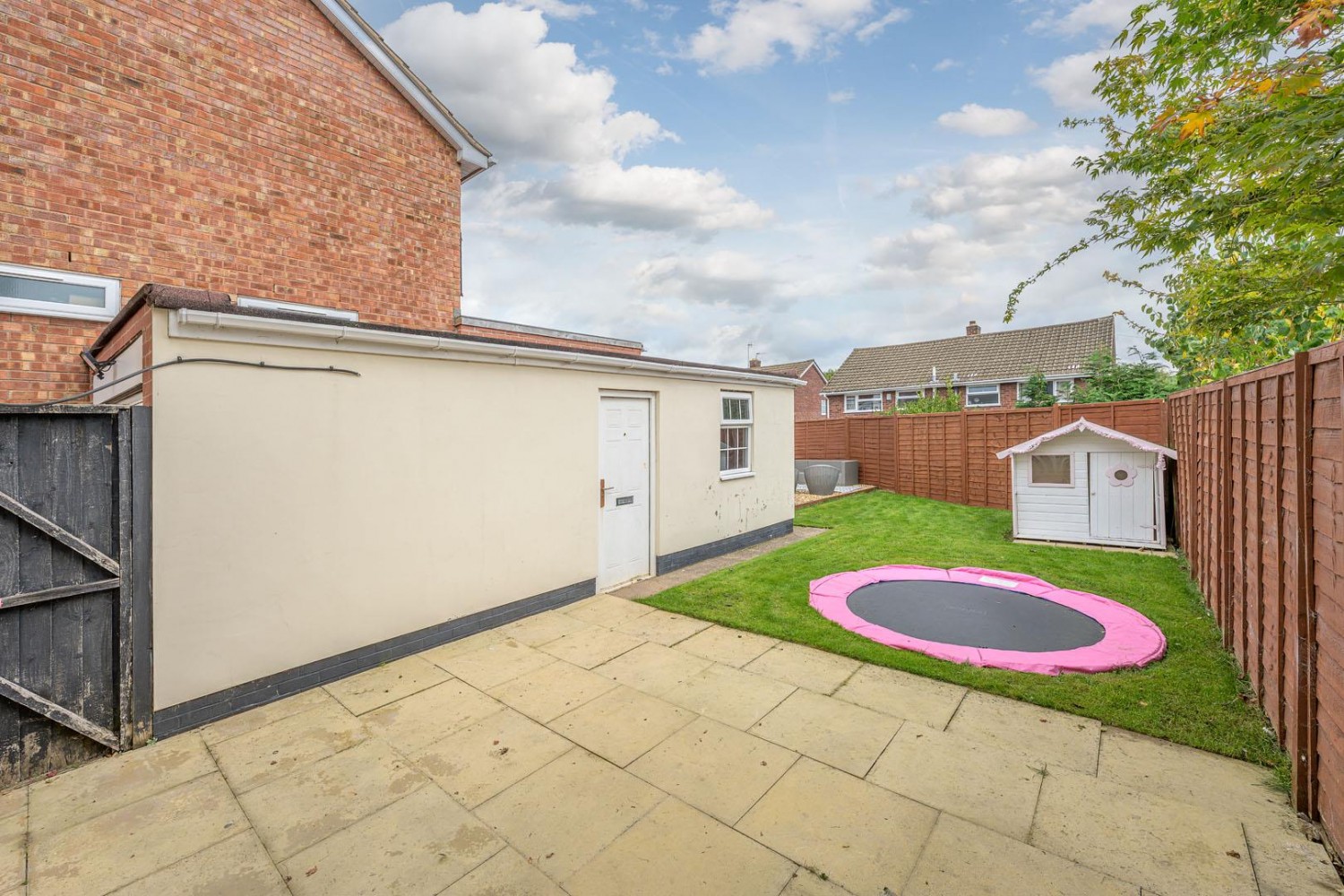 Sandringham Road, Wordsley, DY8 5HN