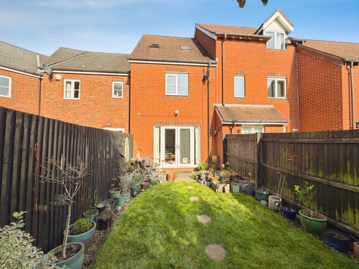 Sir John Fogge Avenue, Ashford