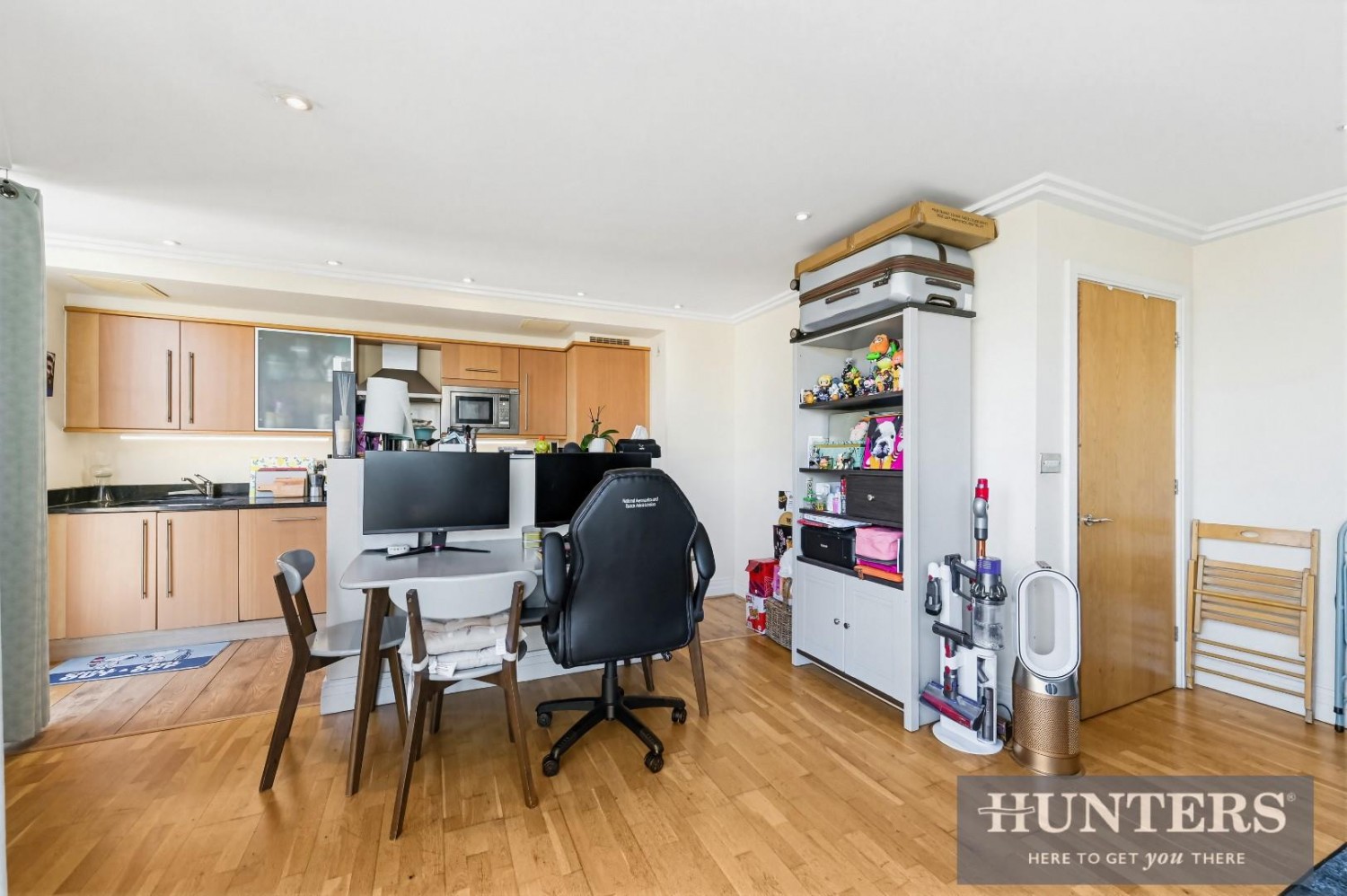 1 bedroom Flat for sale in Point Wharf Lane, Brentford