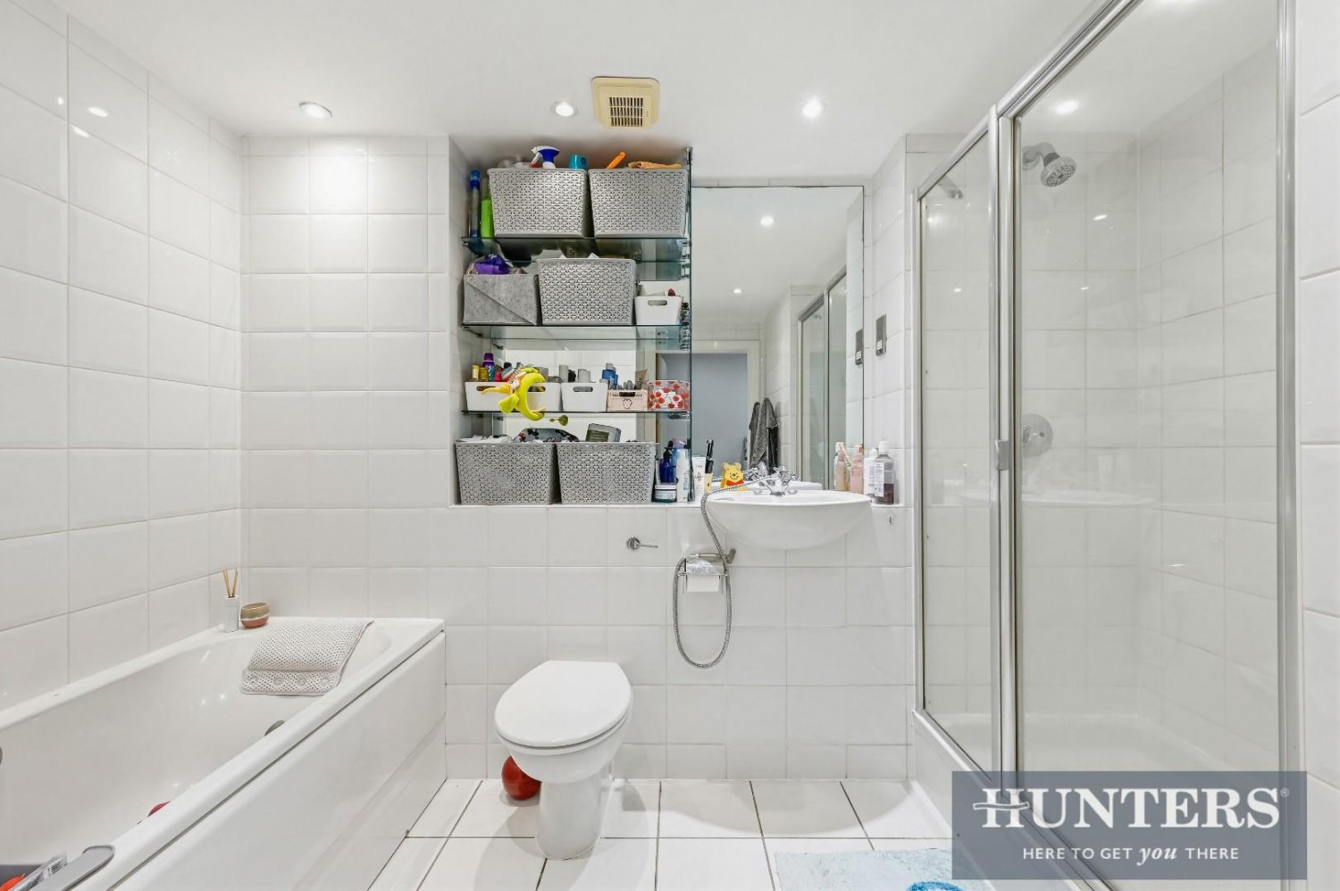 1 bedroom Flat for sale in Point Wharf Lane, Brentford