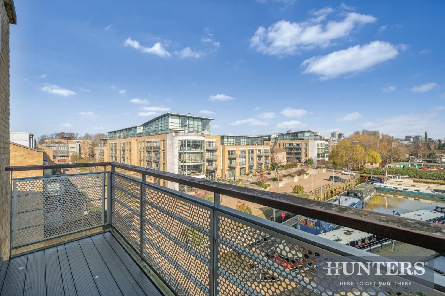 1 bedroom Flat for sale in Point Wharf Lane, Brentford