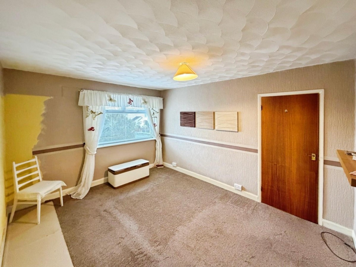 Kronsbec Avenue, Little Sutton